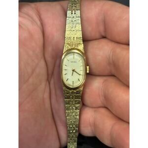 Vintage Seiko 11-8309 Mechanical Gold Tone Womens Watch! It runs!